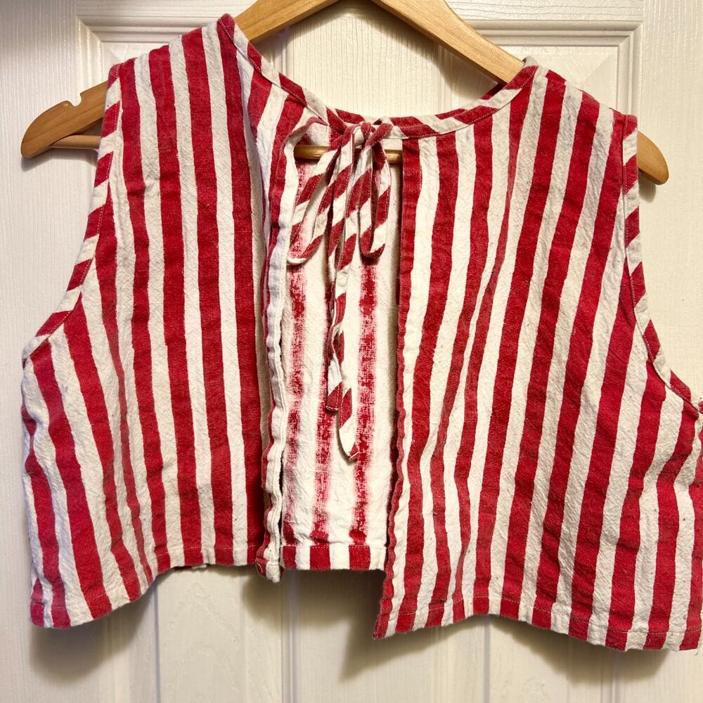 Cherry Cane Tie Back (Crop) Blouse - Picture 7 of 8